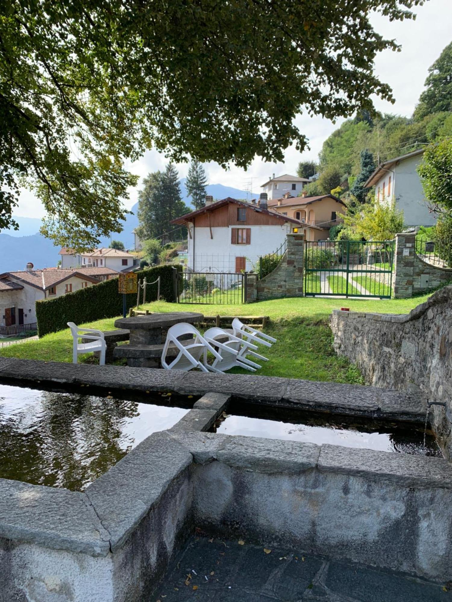Casa Savina - Stupenda Vista Lago E Monti Plesio Eksteriør billede