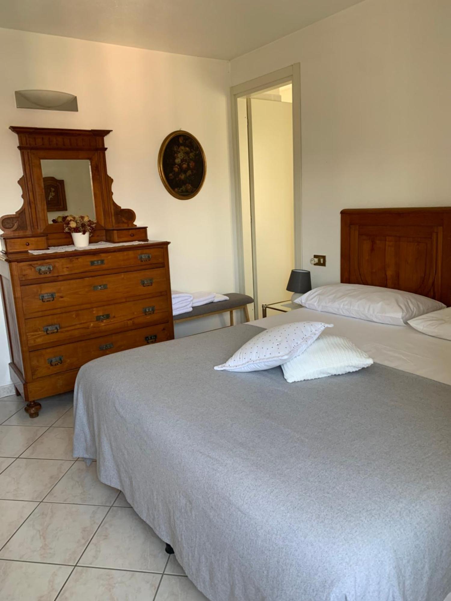 Casa Savina - Stupenda Vista Lago E Monti Plesio Eksteriør billede